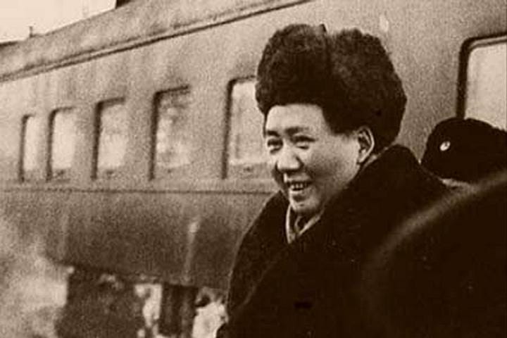 万寿无疆:1949年冬天,中国怎样为斯大林祝寿?